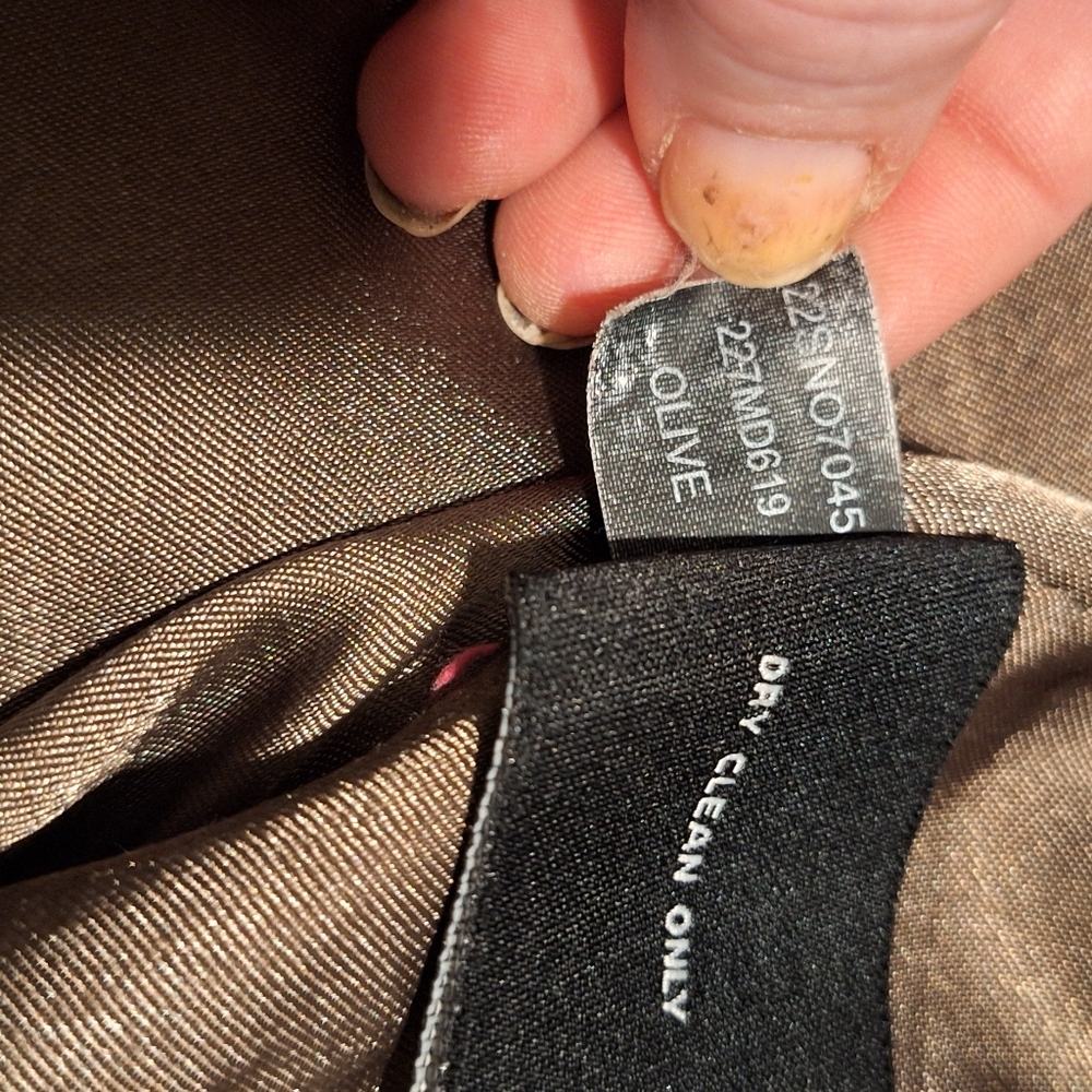 Guess puffer jacket - Picture 9 of 9